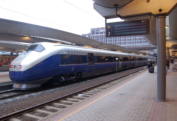 Norges Statsbaner BM73 electric multiple unit at Oslo Central Station