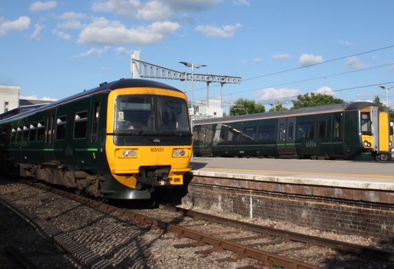 GWR trains at Twyford station